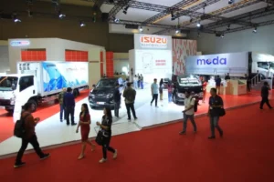 Isuzu Catat Penjualan Positif di GIICOMVEC 2026, Traga AC dan ELF Paling Diminati